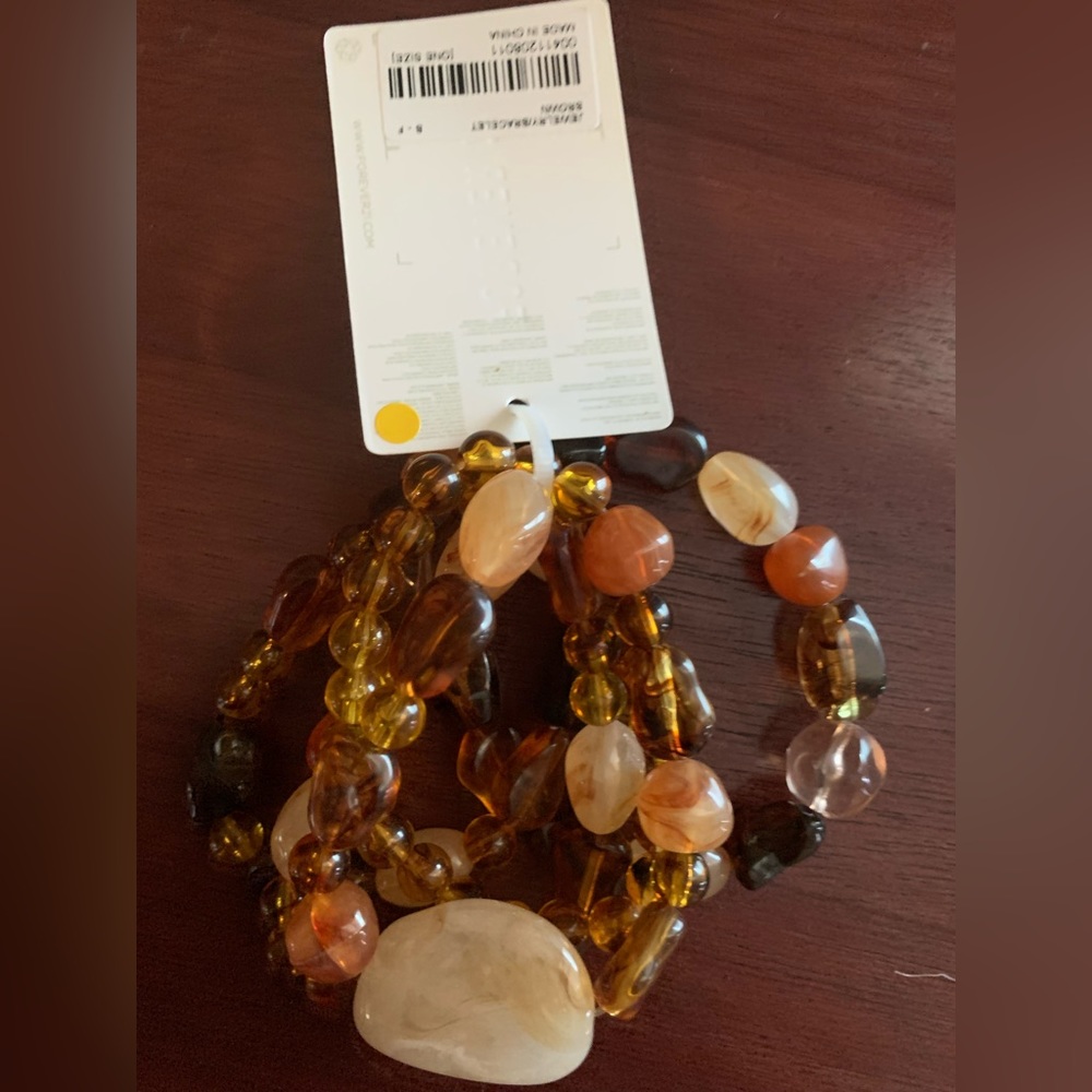 New Forever 21 5 bracelet set brown colored stretchy - Picture 2 of 2